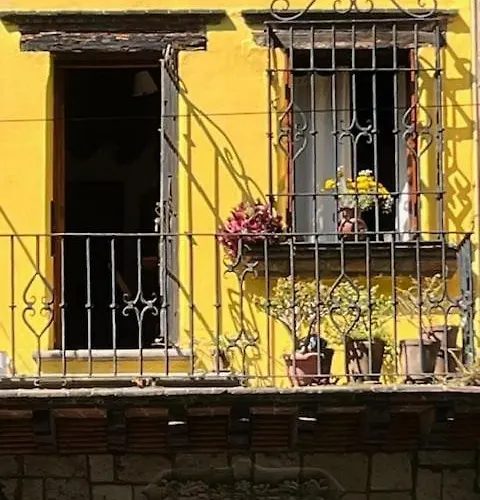 Holiday home Artist's Or Couple's Casita & *