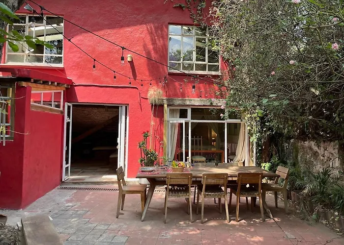 Artist's Or Couple's Casita & *