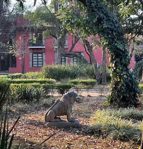 Artist's Or Couple's Casita &